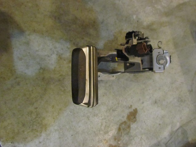 2006 Infiniti M45 AT Brake Pedal 