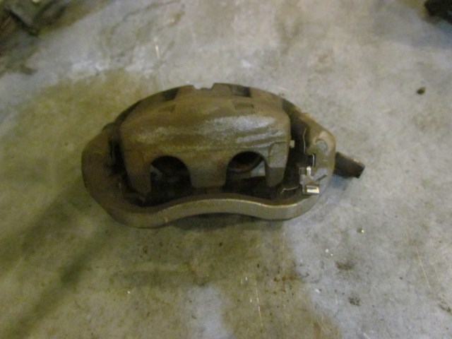 2006 Infiniti M45 S RWD Front LH Driver Caliper