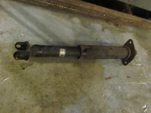 2006 Infiniti M45 RWD Rear LH Driver Strut Shock Absorber OEM 56210 EG00A