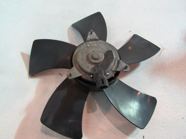 2006 Infiniti M45 LH Driver Radiator Fan Blade