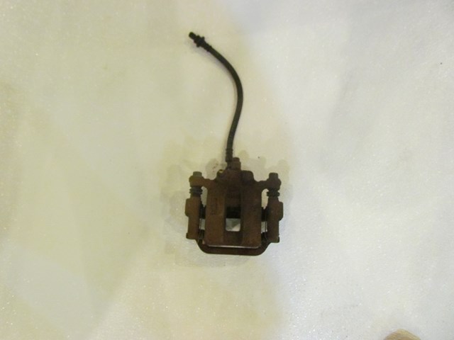 2006 Infiniti M45 RWD Rear RH Passenger Caliper