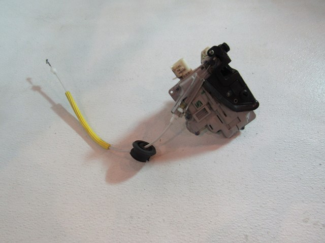 2006 Audi S4 Rear LH Driver Door Lock Actuator 8E0839015