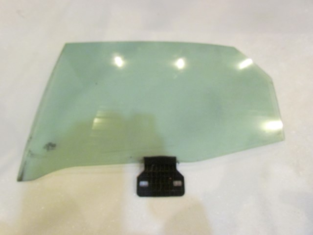 2006 Audi S4 Rear LH Driver Door Glass