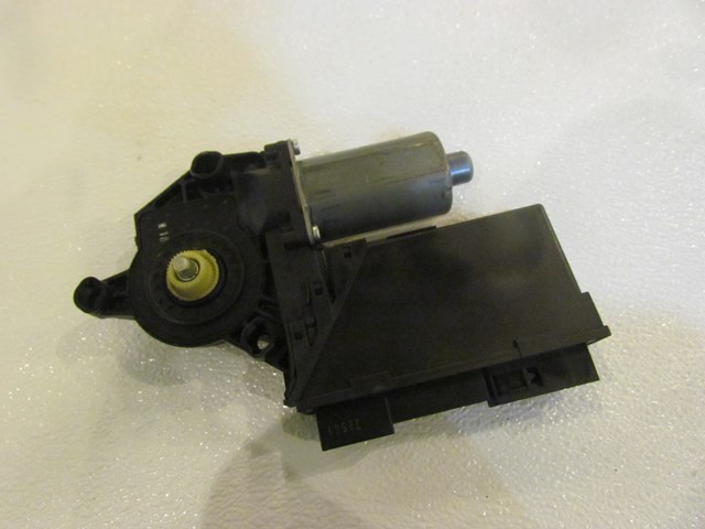 2006 Audi S4 Rear LH Driver Window Motor 8E0959801