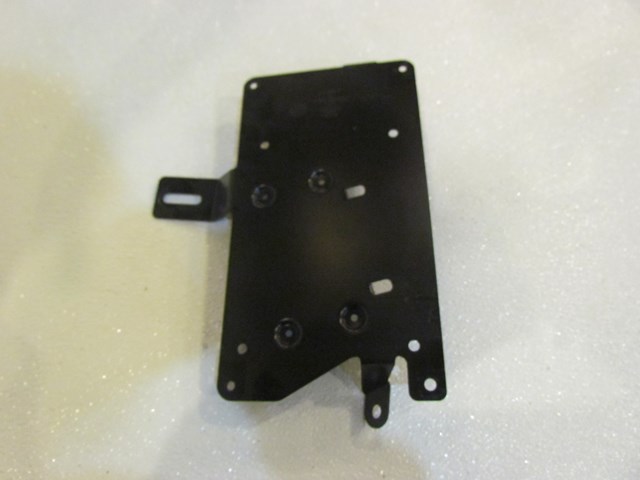 2006 Audi S4 Amplifier Bracket 8E5 035 464 A