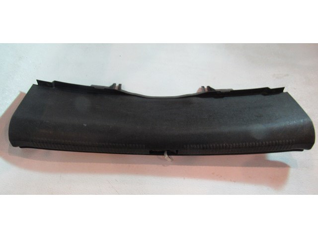 2006 Audi S4 Trunk Latch Finish Trim 8E5 863 471