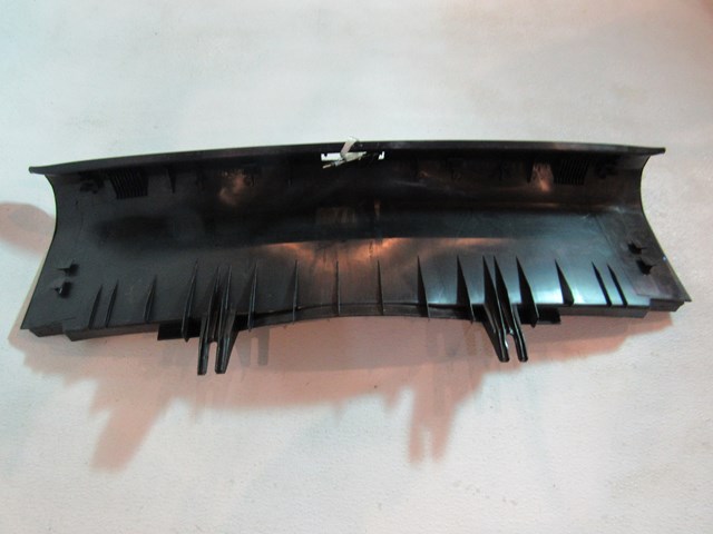 2006 Audi S4 Trunk Latch Finish Trim 8E5 863 471