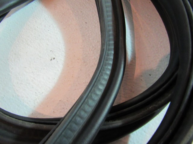 2006 Audi S4 Trunk Body Seal