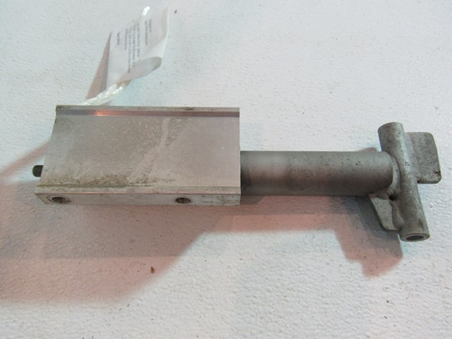 2006 Audi S4 LH Driver Rear Bumper Reinforcement Bracket 8E0807275