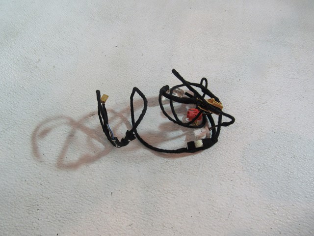 2006 Audi S4 RH Passenger Rear Door Wiring 8E08971693