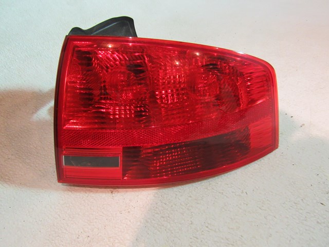 2006 Audi S4 RH Passenger Quarter Mounted Tail Light