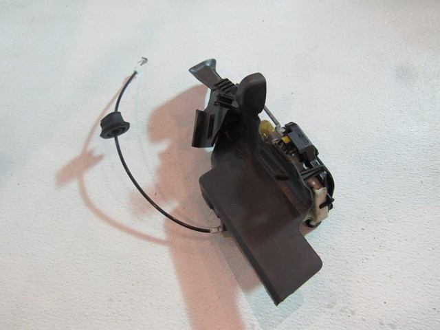 2006 Audi S4 LH Driver Front Door Lock Actuator