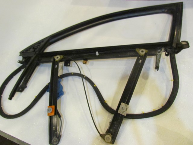 2006 Audi S4 LH Driver Front Window Frame & Regulator