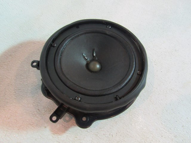 2006 2007 Audi S4 LH or RH Front Door Speaker 8E0 035 411