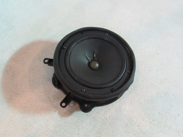 2006 2007 Audi S4 LH or RH Front Door Speaker 8E0 035 411