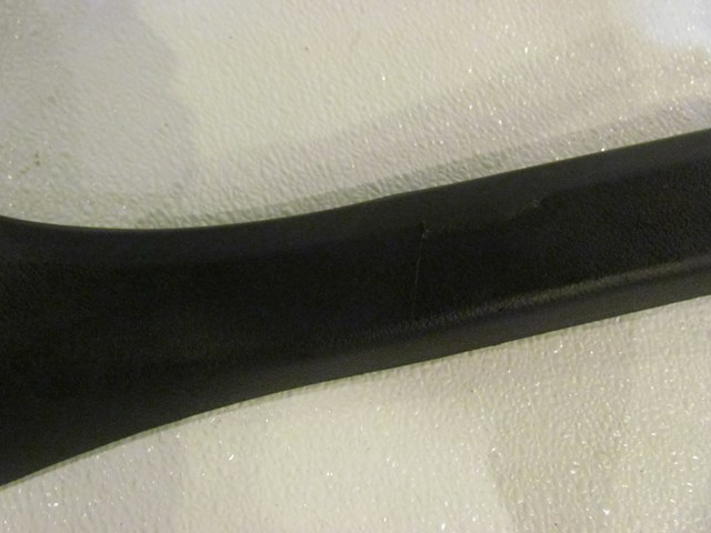 2006 Audi S4 RH Pass Front Door Sill 8E0867272
