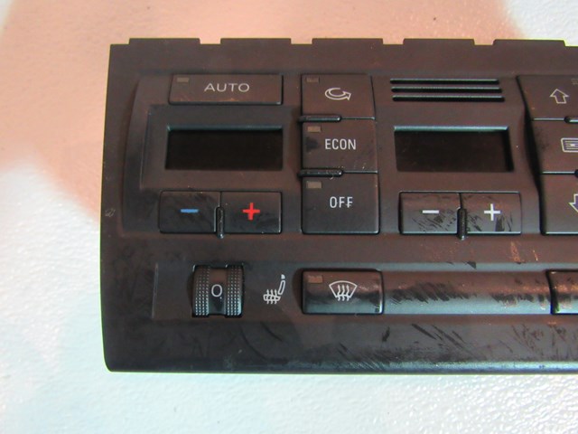 2006 Audi S4 Climate Controls OEM 8E0820043