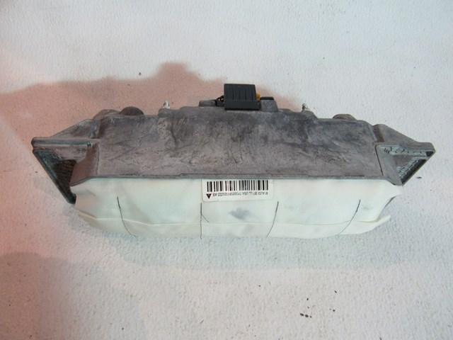 2006 Audi S4 RH Passenger Dash Bag 8E1880204