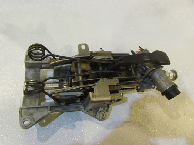 2006 Audi S4 Steering Column