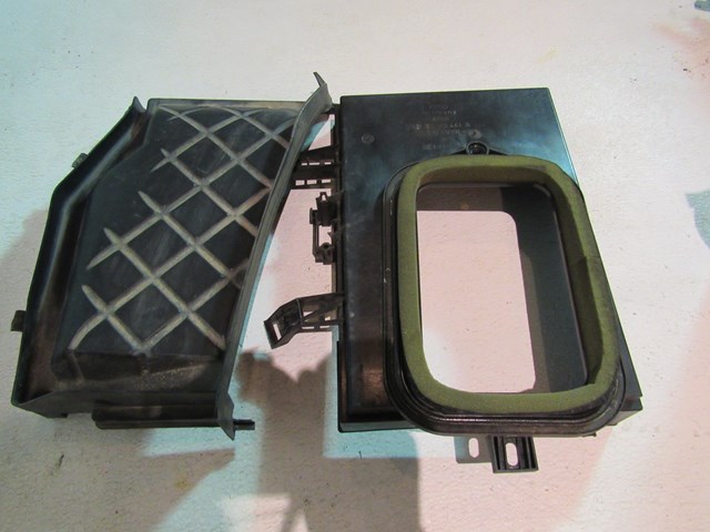 2006 Audi S4 Cabin Air Filter Housing 8E1819441