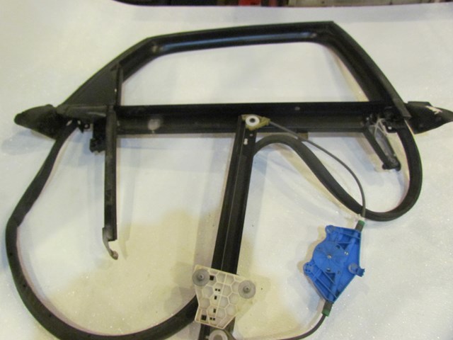 2006 Audi S4 Rear RH Passenger Window Frame & Regulator