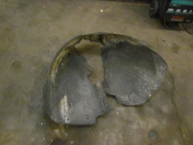 2006 Audi S4 LH Driver Front Fender Liner
