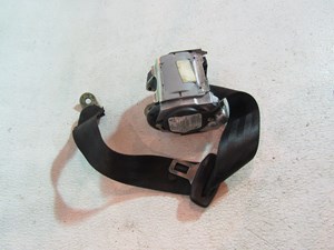 2006 Audi S4 Rear RH Passenger Seat Belt Retractor