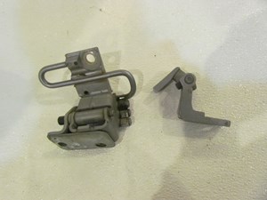 2006 Audi S4 RH Passenger Front Door Hinges