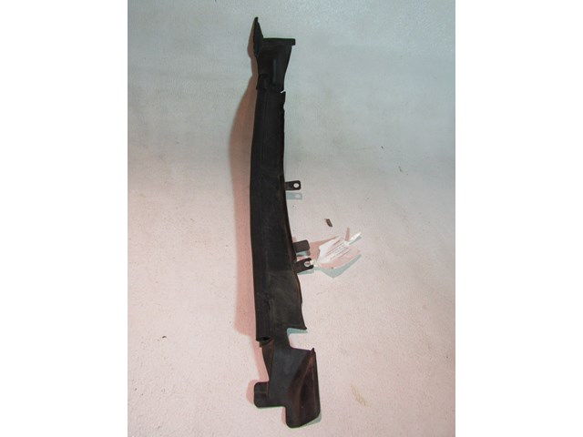 2007 Infiniti M35 LH Driver Hood / Fender Seal OEM 65821 EG010