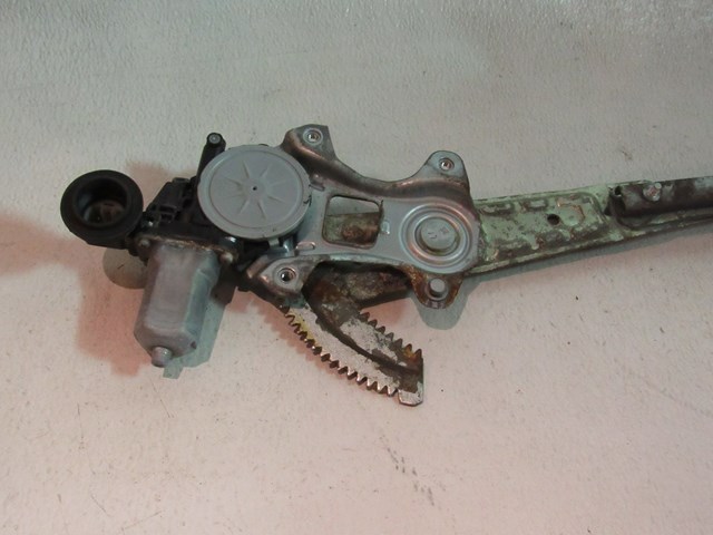 2007 Infiniti M35 Rear LH Driver Window Motor