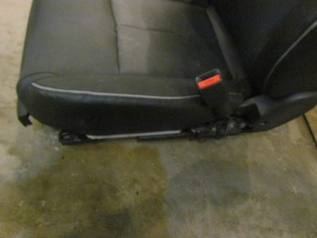 2007 Infiniti M35S Sport RH Passenger Front Seat