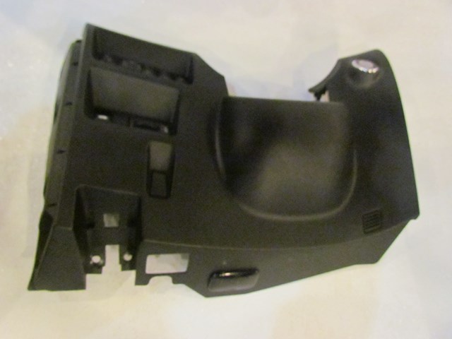 2007 Infiniti M35 LH Lower Dash Panel Start/Stop Button