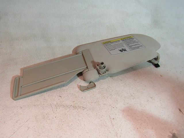 2007 Infiniti M35 RH Passenger Sun Visor