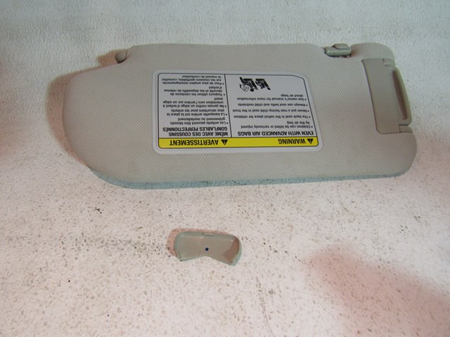 2007 Infiniti M35 RH Passenger Sun Visor