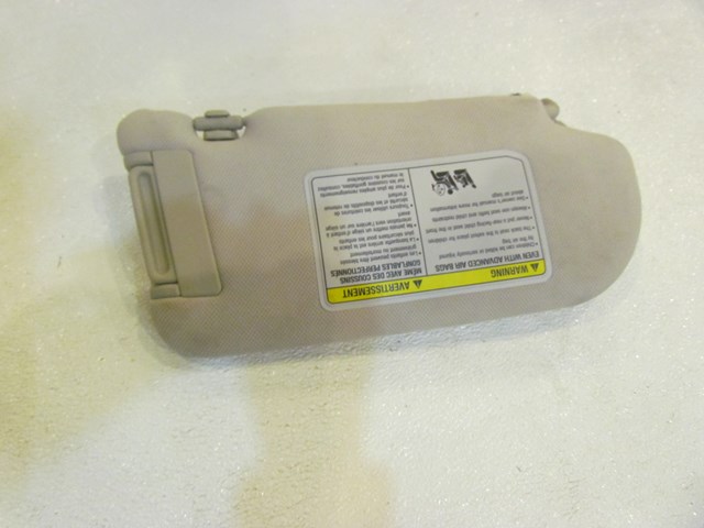 2007 Infiniti M35 LH Driver Sun Visor