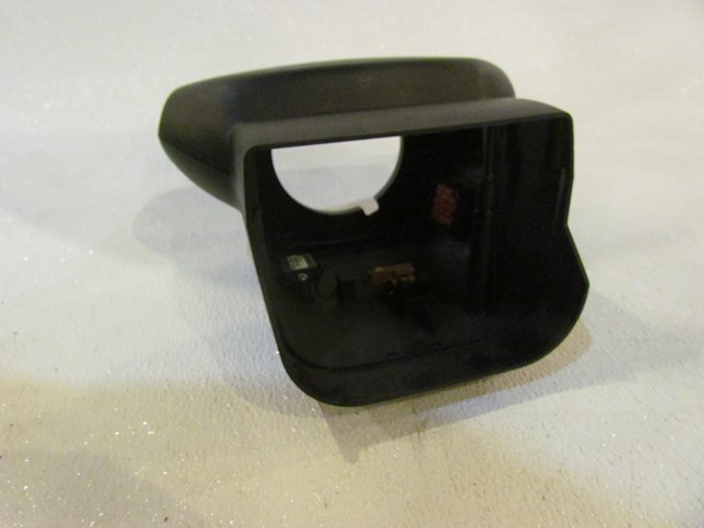 2007 Infiniti M35 Steering Column Surround Trim Bezel