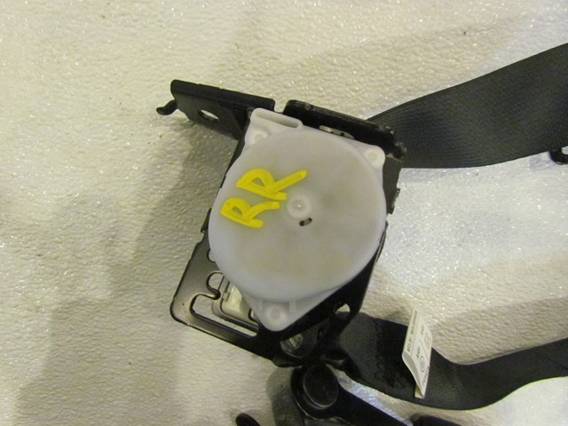2007 Infiniti M35 Rear RH Passenger Seat Belt & Buckle