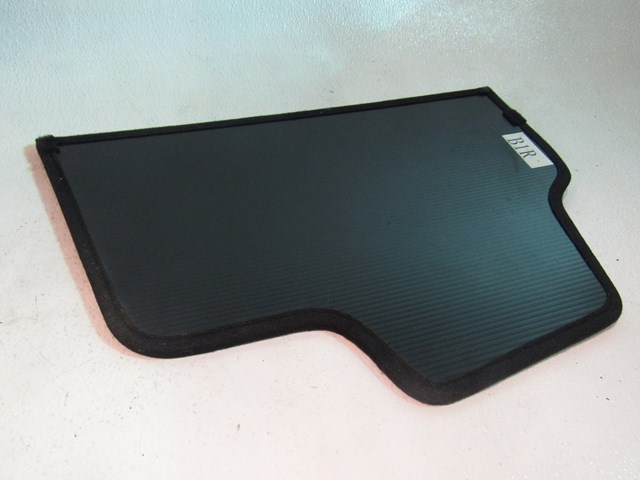 2007 Infiniti M35 RH Passenger Trunk Storage Cover w/Carpet