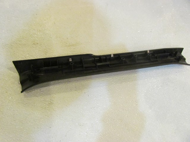 2007 Infiniti M35 Rear RH Pass Door Sill 796B6 EG000