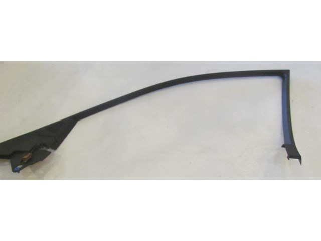 2007 Infiniti M35 Front RH Pass Window Trim w/Tweeter 802D4EG010