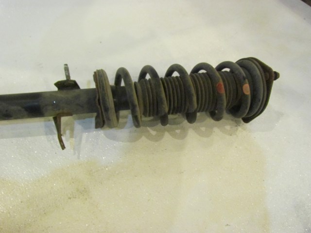 2007 Infiniti M35 RWD Front RH Passenger Strut