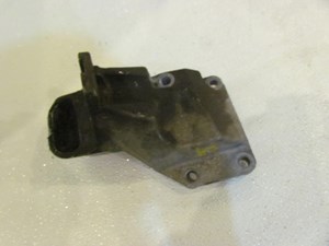 2007 Infiniti M35 LH Driver Motor Mount Engine Mount Bracket