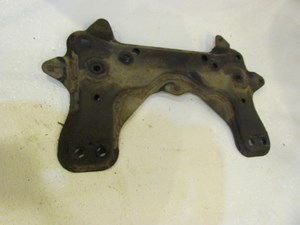 2007 Infiniti M35 RWD Front Lower Subframe Suspension Stay Brace