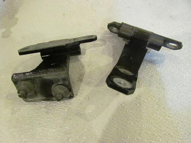 2007 Infiniti M35 S Rear RH Passenger Door Hinges