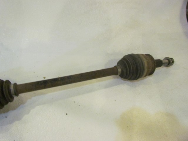 2007 Infiniti M35 S RWD Rear RH Passenger Axle