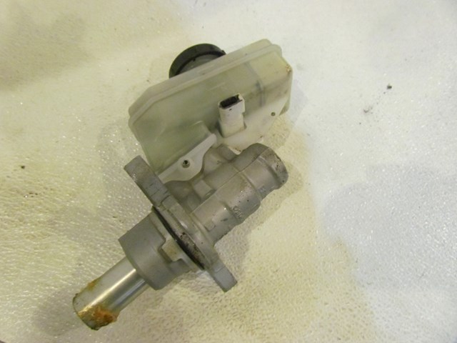 2007 Infiniti M35 S RWD Brake Master Cylinder