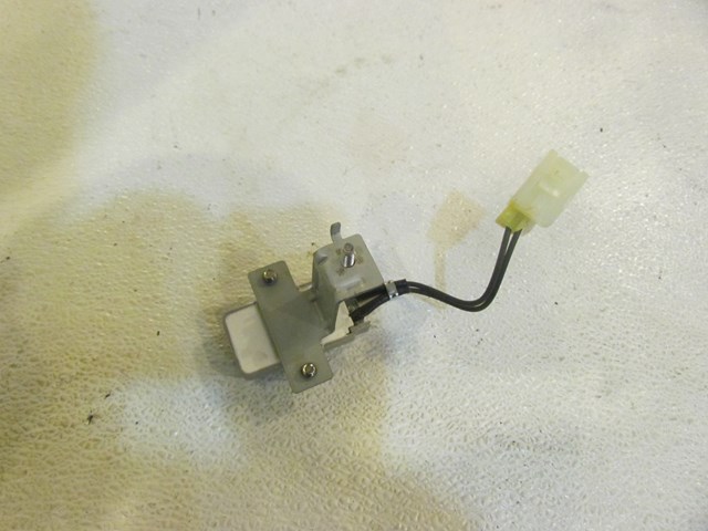 2007 Infiniti M35 S Fuel Pump Relay 22698 EH000