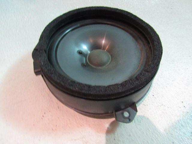 2008 Subaru WRX Front RH Pass Door Speaker 86301FG000