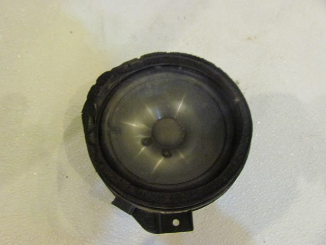 2008 Subaru WRX Front LH Driver Door Speaker 86301FG010