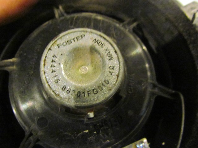 2008 Subaru WRX Front LH Driver Door Speaker 86301FG010